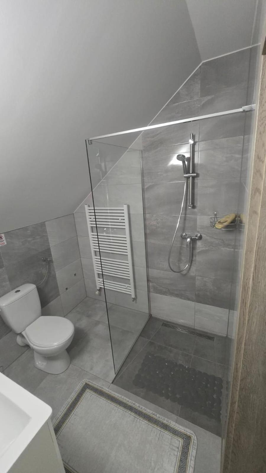 Apartmani Marijamagdalena Gračac Exterior foto